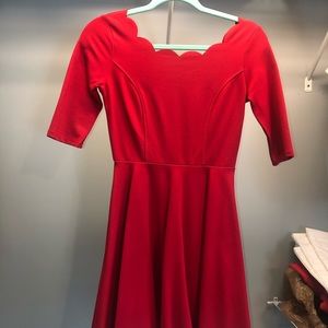 Lulu’s red scalloped edge dress
